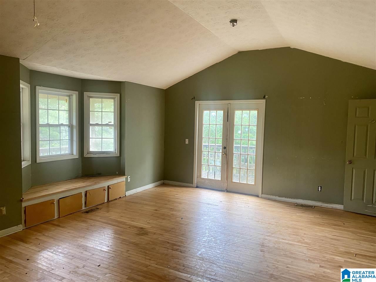 400 Denson Road Hayden, AL 35079 - Photo 5 of 10