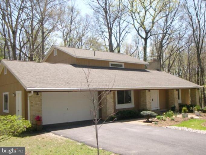 12009 Turf Lane Reston, VA 20191 - Photo 1 of 30 Exterior (Main)