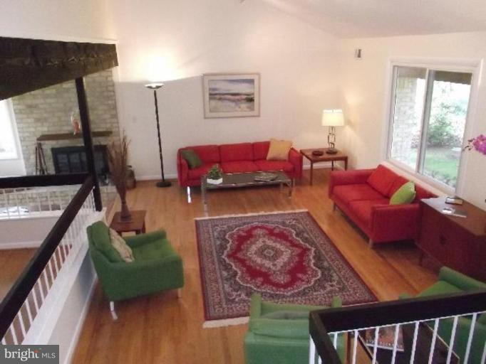 12009 Turf Lane Reston, VA 20191 - Photo 5 of 30 Living Room #2