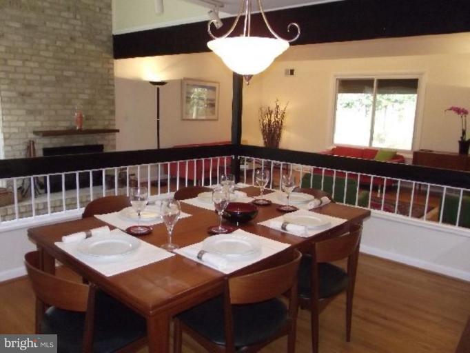 12009 Turf Lane Reston, VA 20191 - Photo 7 of 30 Dining Room