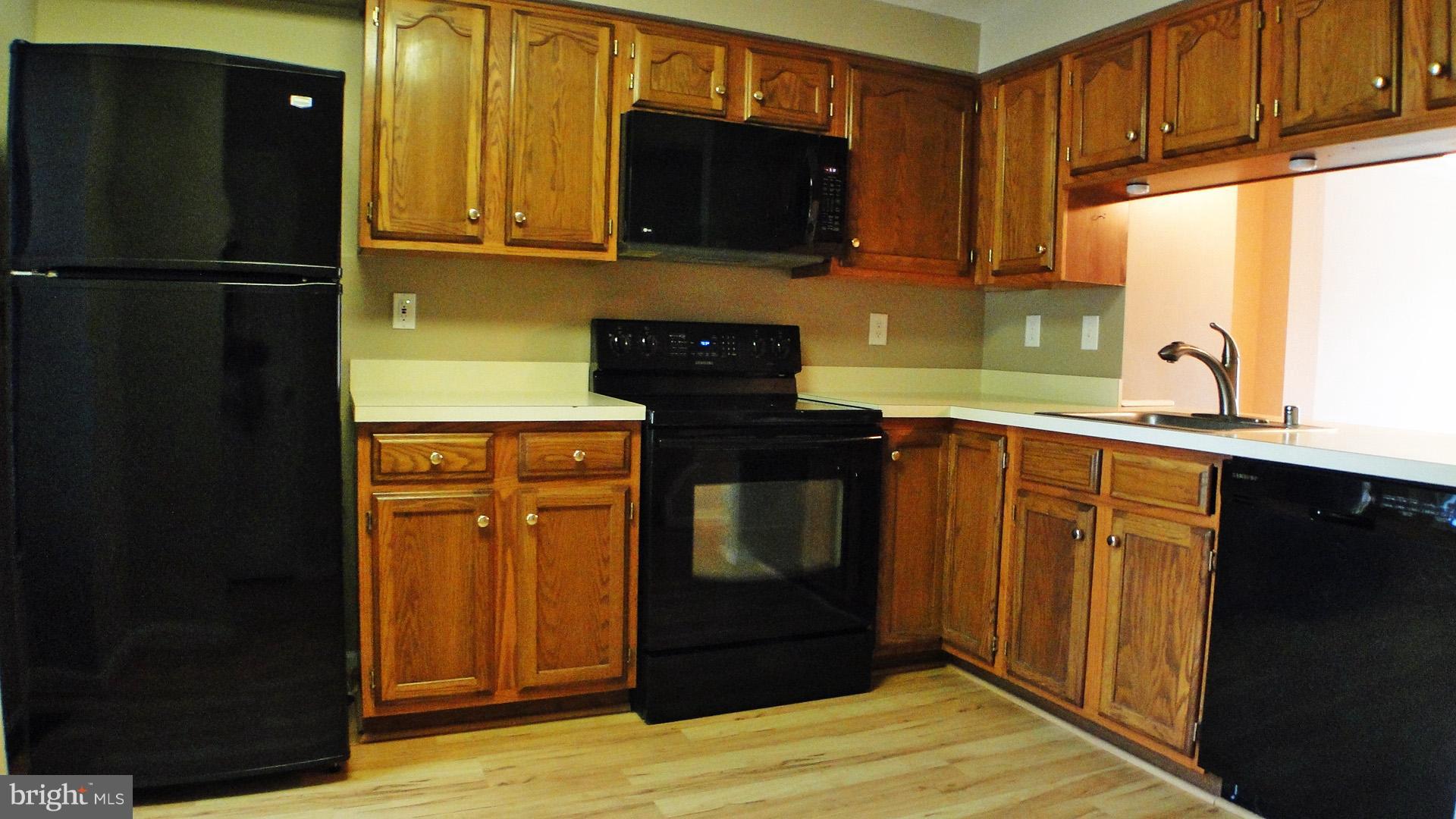 2230 Riding Crop Way Baltimore, MD 21244 - Photo 2 of 18 Kitchen