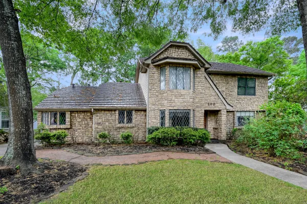 $395,000 | 105 Broken Bough Lane, Conroe, TX 77304
