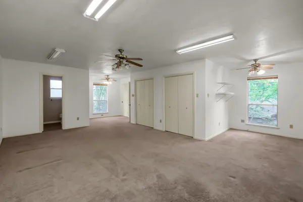 $395,000 | 105 Broken Bough Lane, Conroe, TX 77304