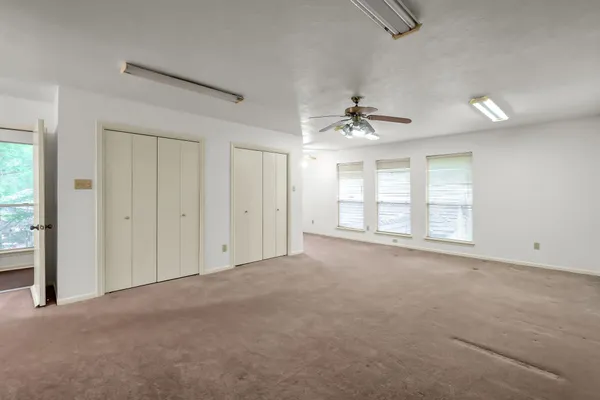 $395,000 | 105 Broken Bough Lane, Conroe, TX 77304