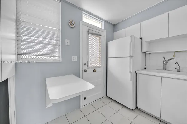 $1,850 | 3030 Marcos Drive, Unit T409, Aventura, FL 33160