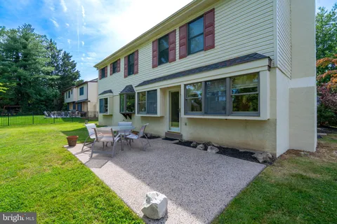 $875,000 | 890 Village Circle, Blue Bell, PA 19422