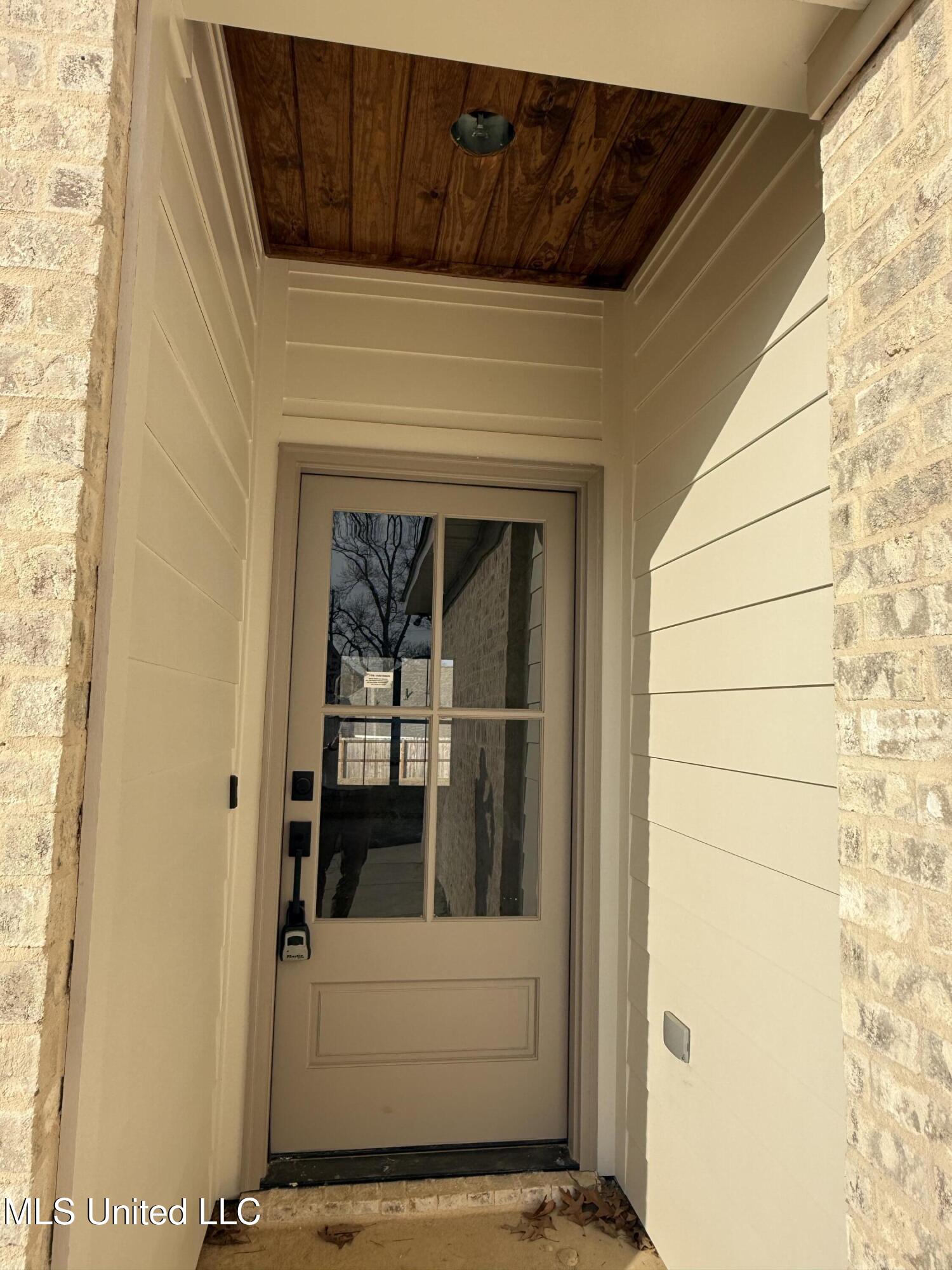 352 Willow Way Canton, MS 39046 - Photo 2 of 10 IMG_8819