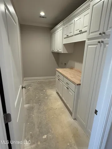 $299,999 | 352 Willow Way, Canton, MS 39046