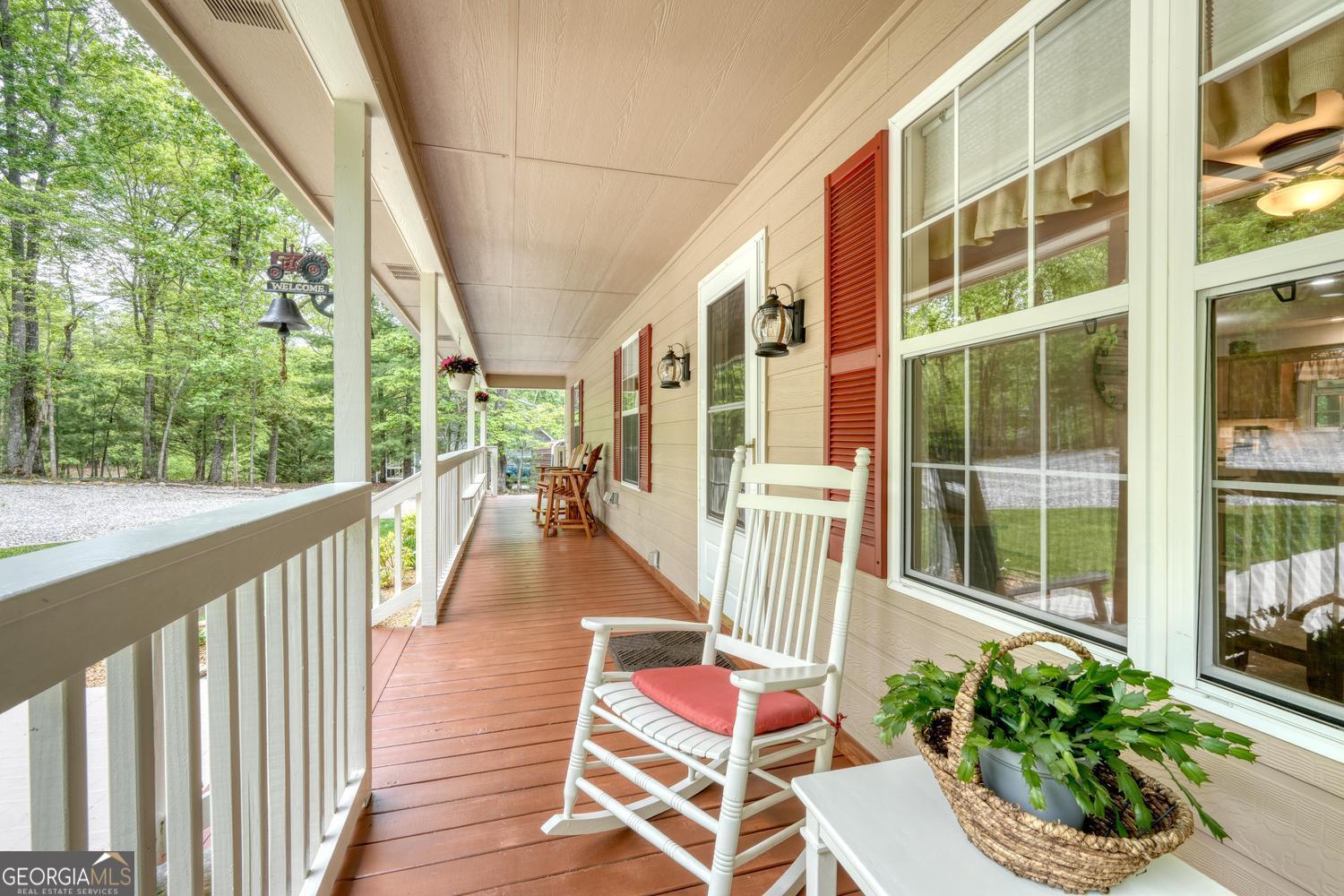 649 Pit Road Blairsville, GA 30512 - Photo 2 of 35
