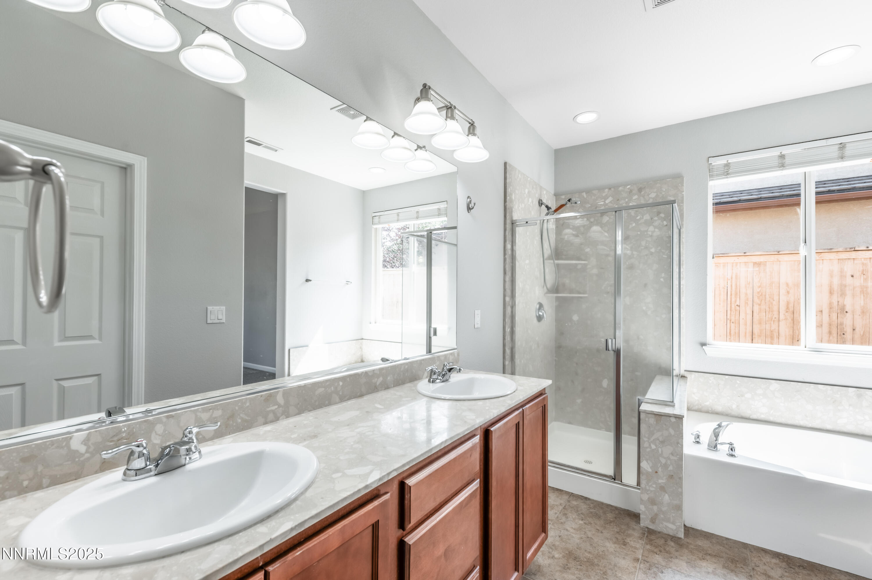 10705 Clear Vista Drive Reno, NV 89521 - Photo 22 of 34 c-1027