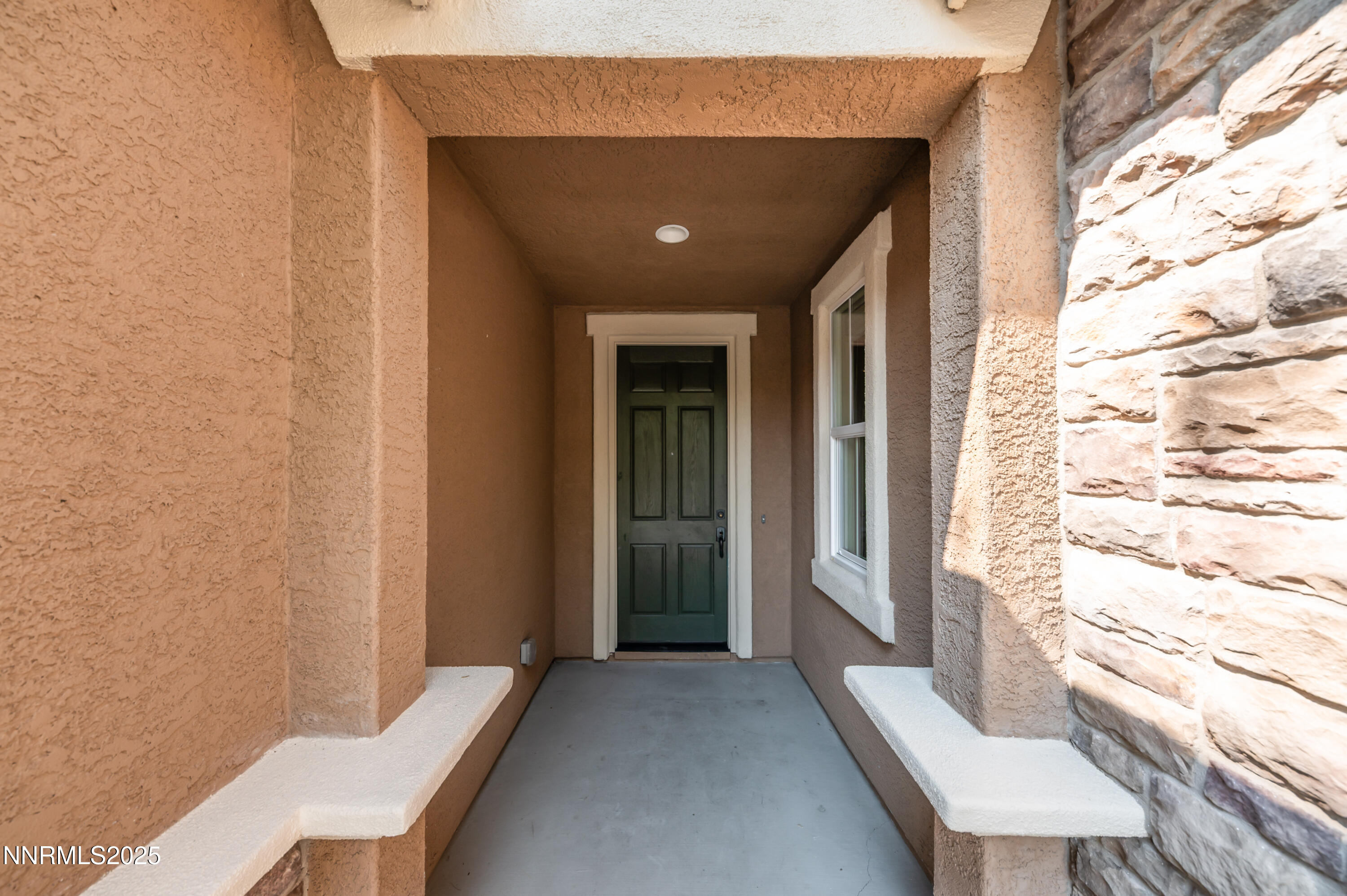 10705 Clear Vista Drive Reno, NV 89521 - Photo 3 of 34 c-1008