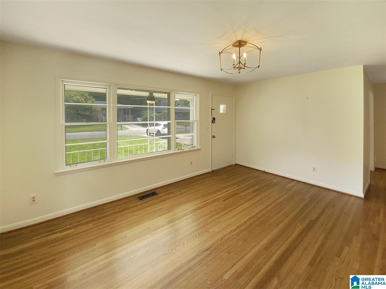 108 Ridgemoor Drive Birmingham, AL 35209 - Photo 9 of 19