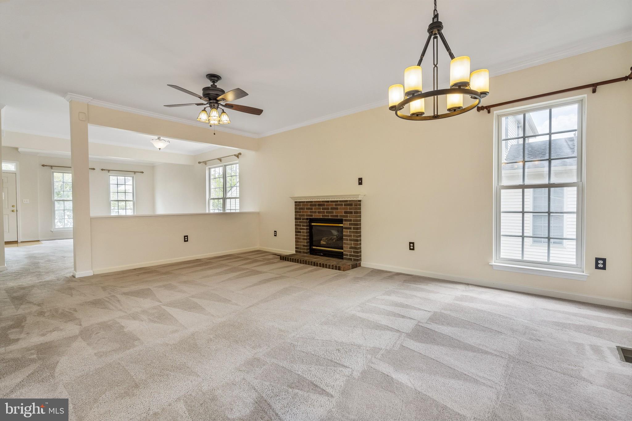 25969 Flintonbridge Drive Chantilly, VA 20152 - Photo 7 of 38