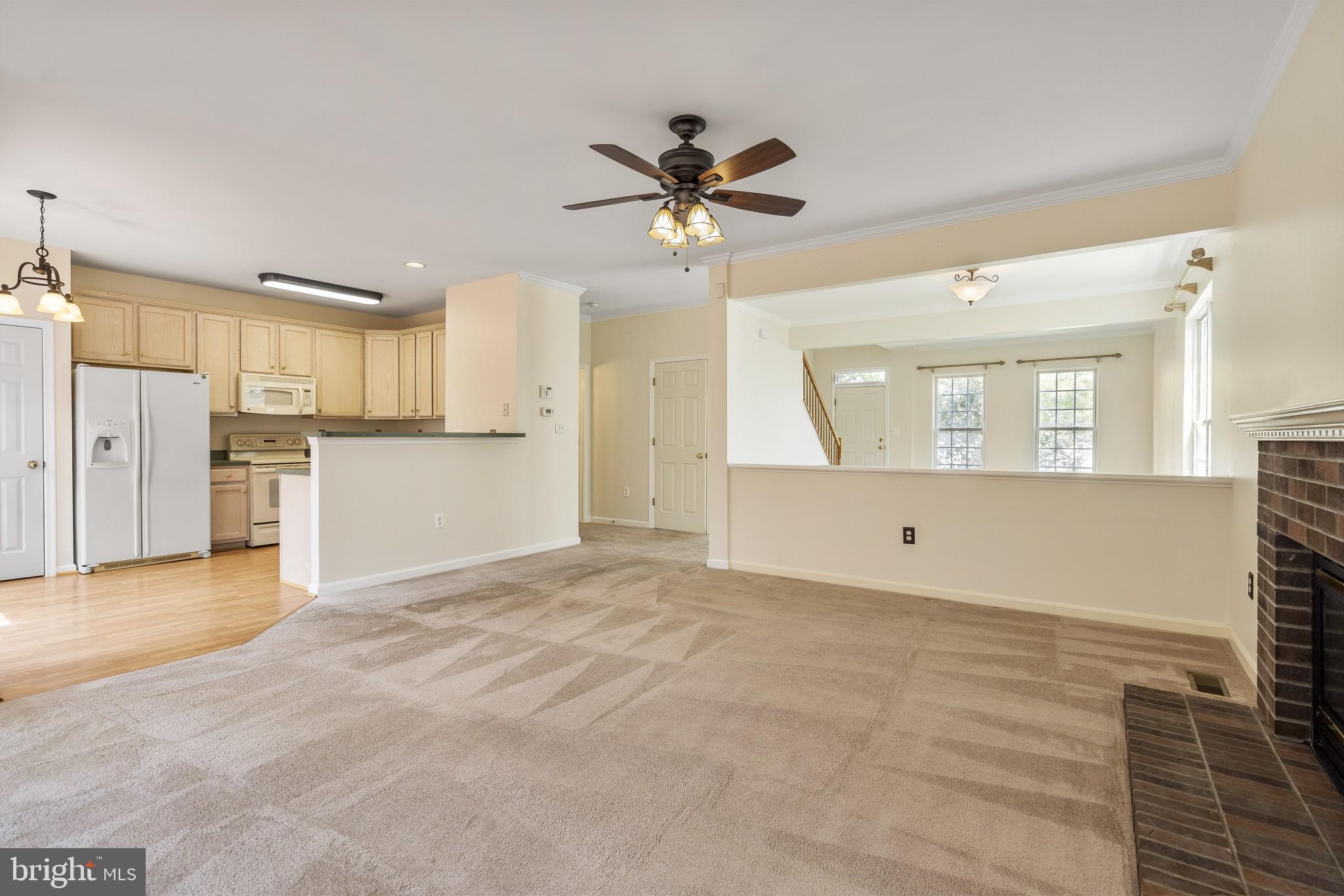 25969 Flintonbridge Drive Chantilly, VA 20152 - Photo 9 of 38