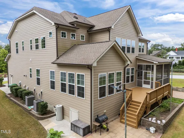 $1,395,000 | 440 Creekhurst Place, Cary, NC 27519