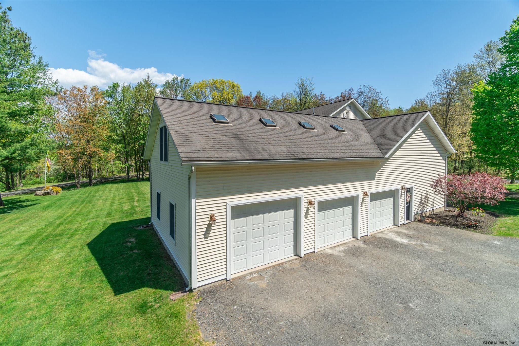5 Lazur Road Ballston, NY 12019 - Photo 76 of 99 Photo 76