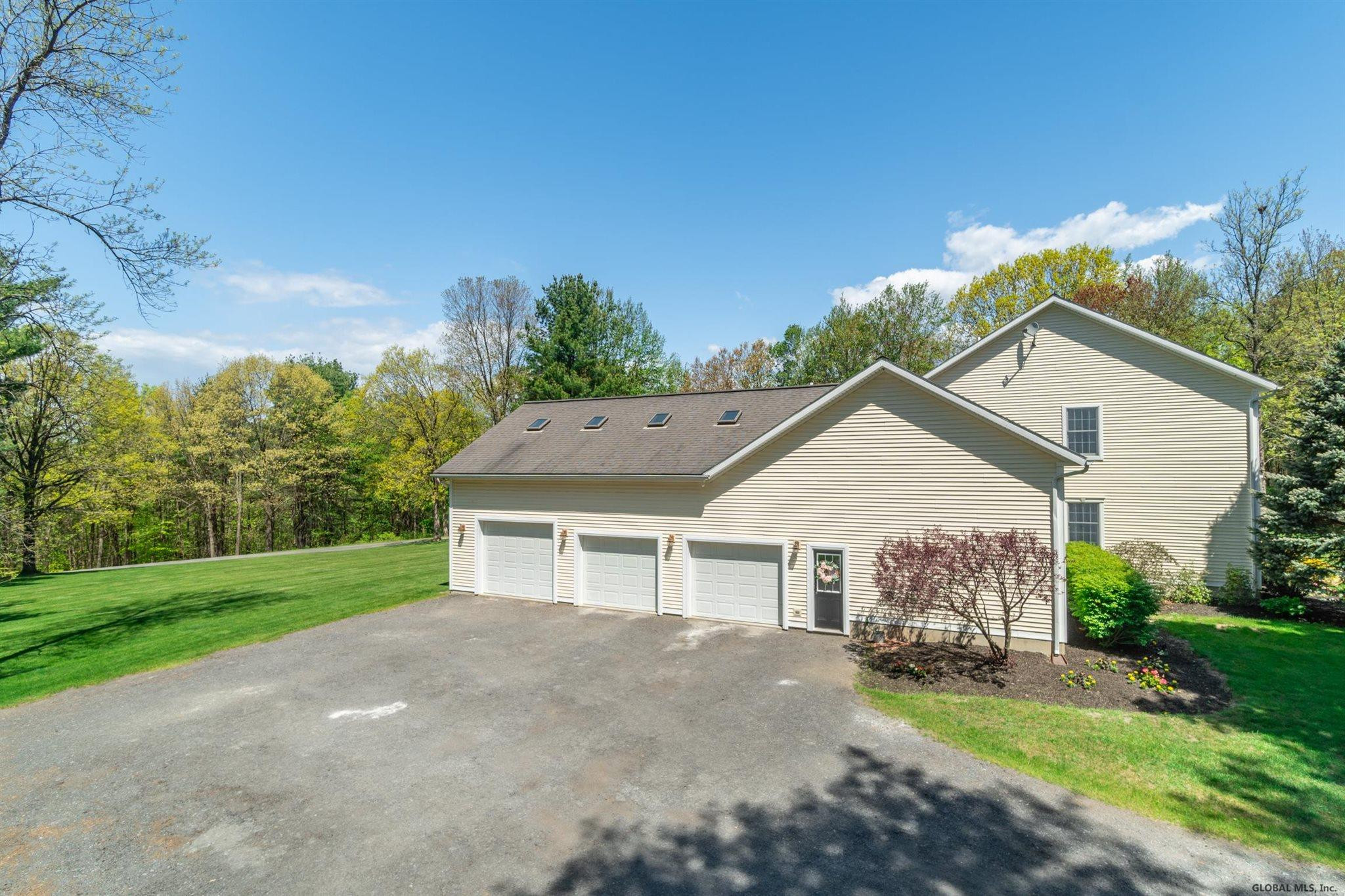 5 Lazur Road Ballston, NY 12019 - Photo 77 of 99 Photo 77