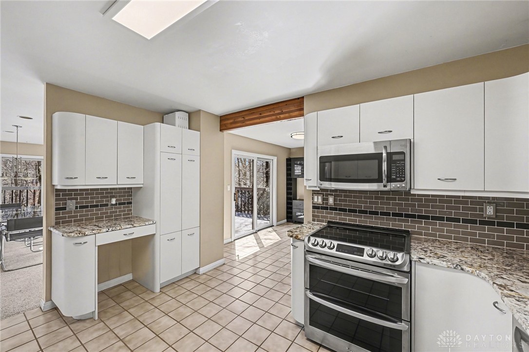 2488 Stewart Road Xenia, OH 45385 - Photo 21 of 50