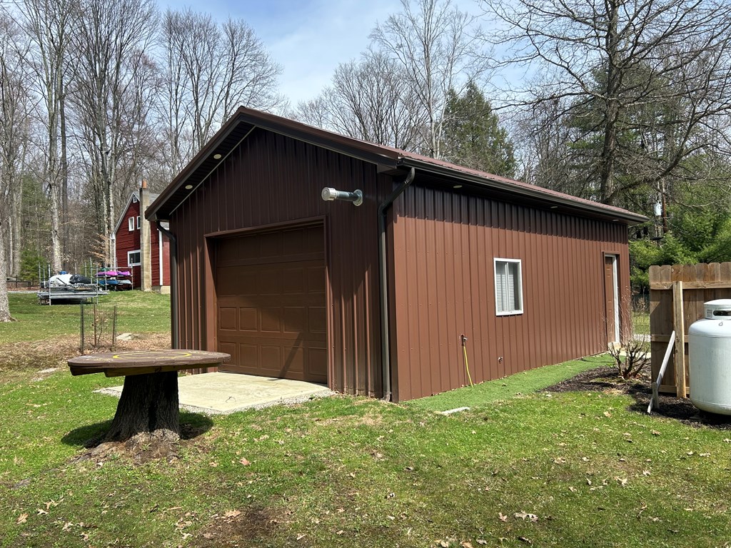 181 North Spur Road Clarington, PA 15828 - Photo 3 of 34 Gallery Image 3