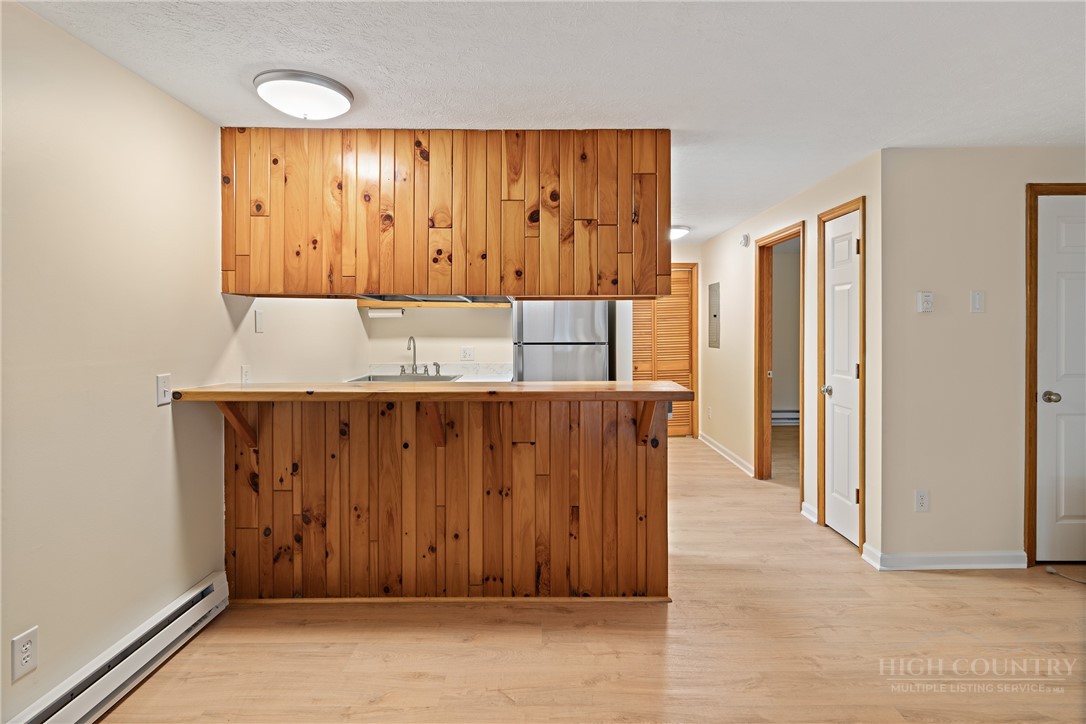 240 South Slope Road, Unit 2 Banner Elk, NC 28604 - Photo 8 of 22