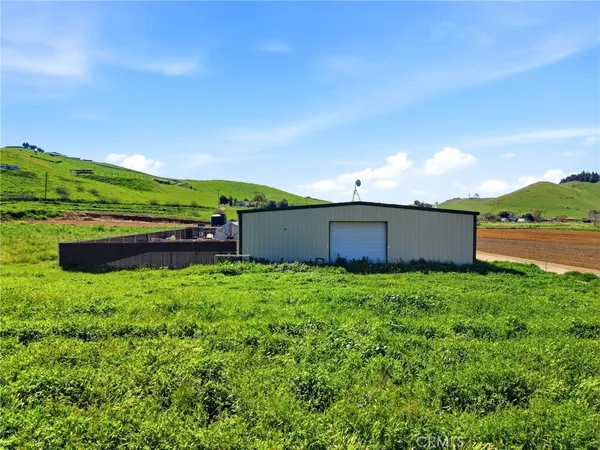 $675,000 | 29557 Mehrten Drive, Exeter, CA 93221