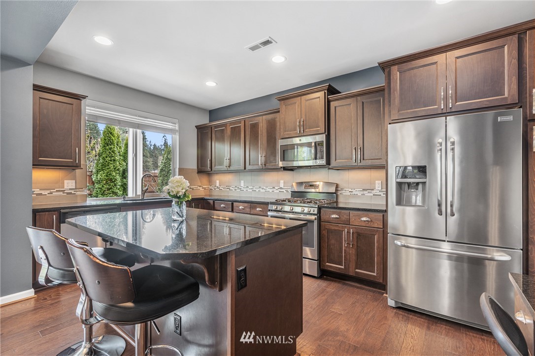 3726 196th Place Southeast Bothell, WA 98012 - Photo 11 of 32 Gallery Image 11