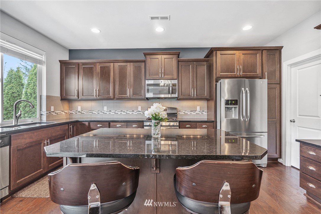 3726 196th Place Southeast Bothell, WA 98012 - Photo 12 of 32 Gallery Image 12