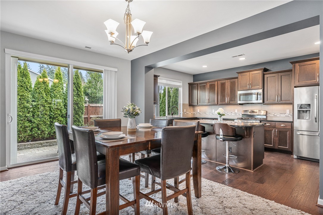3726 196th Place Southeast Bothell, WA 98012 - Photo 10 of 32 Gallery Image 10