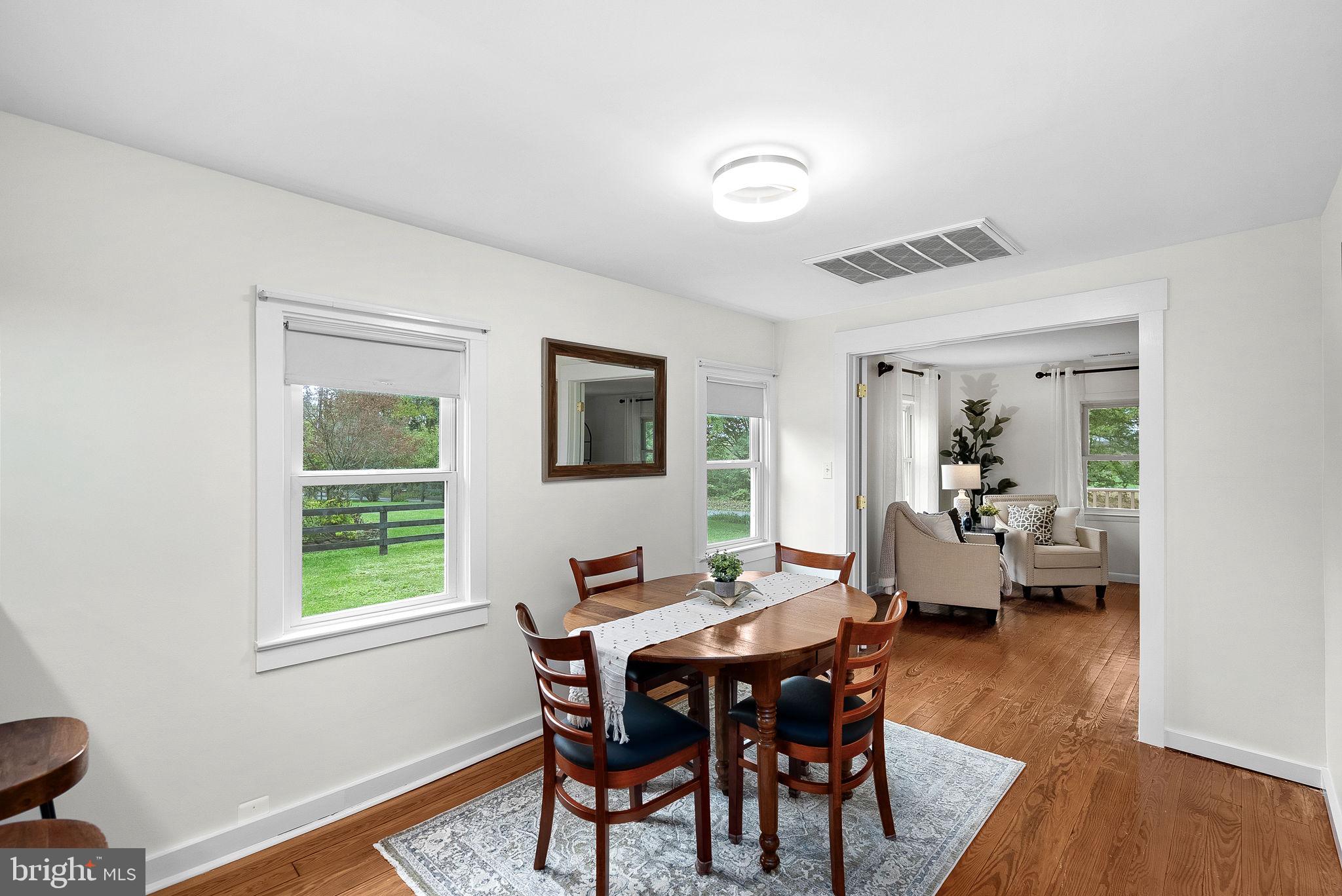 35121 Bloomfield Road Round Hill, VA 20141 - Photo 17 of 57 Dining Room w/ Hardwood Floors