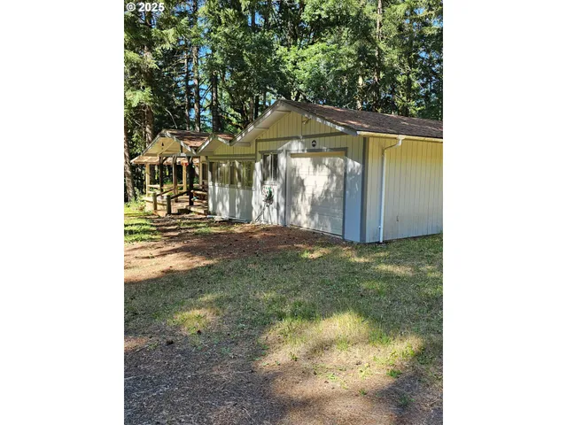 $556,500 | 82168 Hanna Road, Dexter, OR 97431