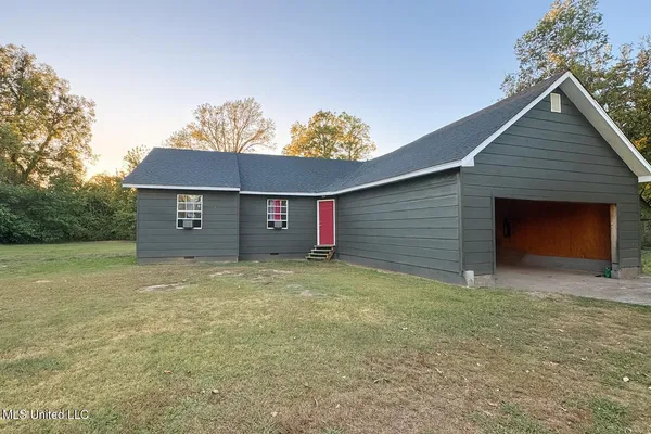 $175,000 | 464 South Walnut Street, Sumner, MS 38957