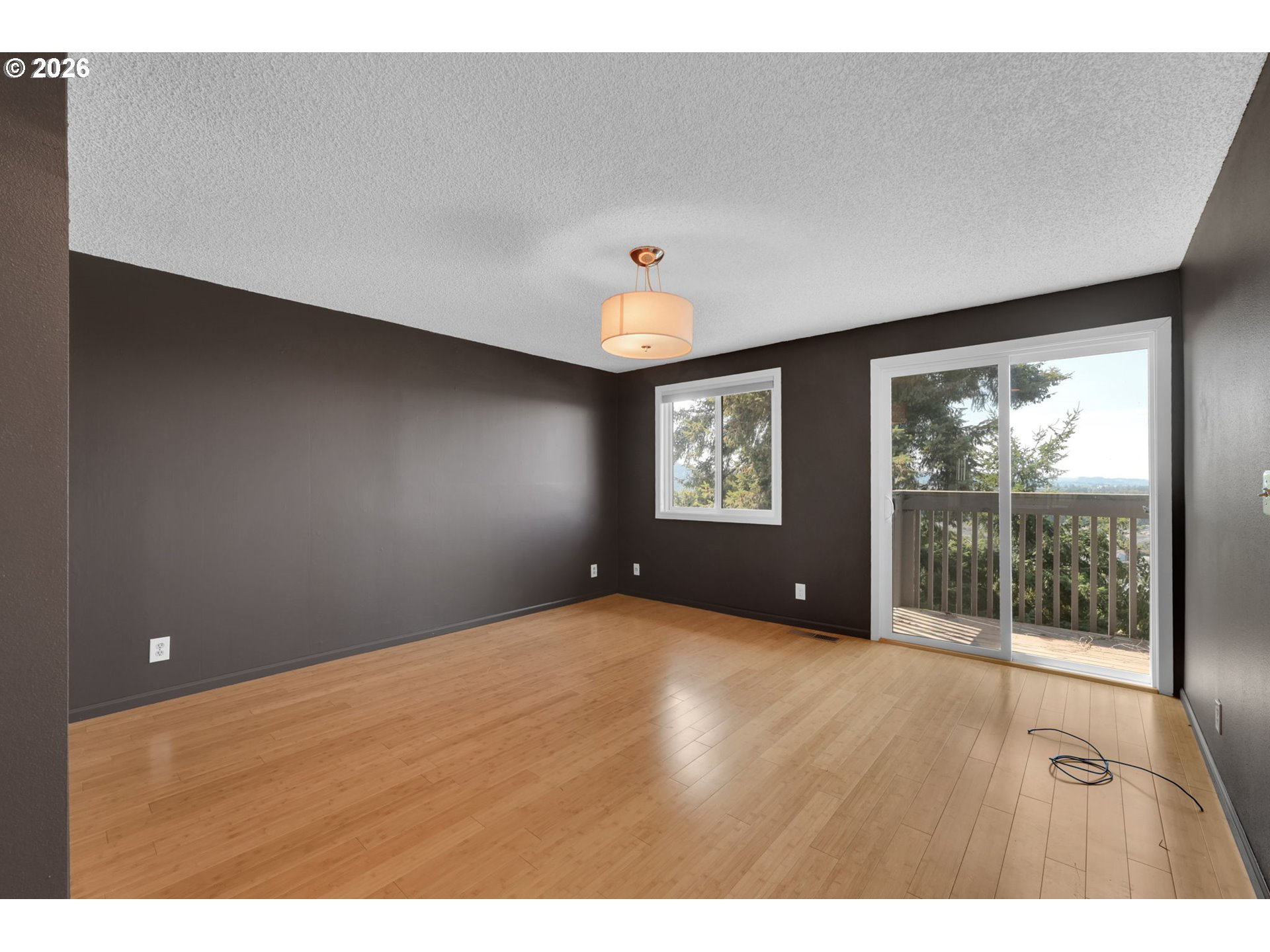 952 Summit Boulevard Springfield, OR 97477 - Photo 12 of 48