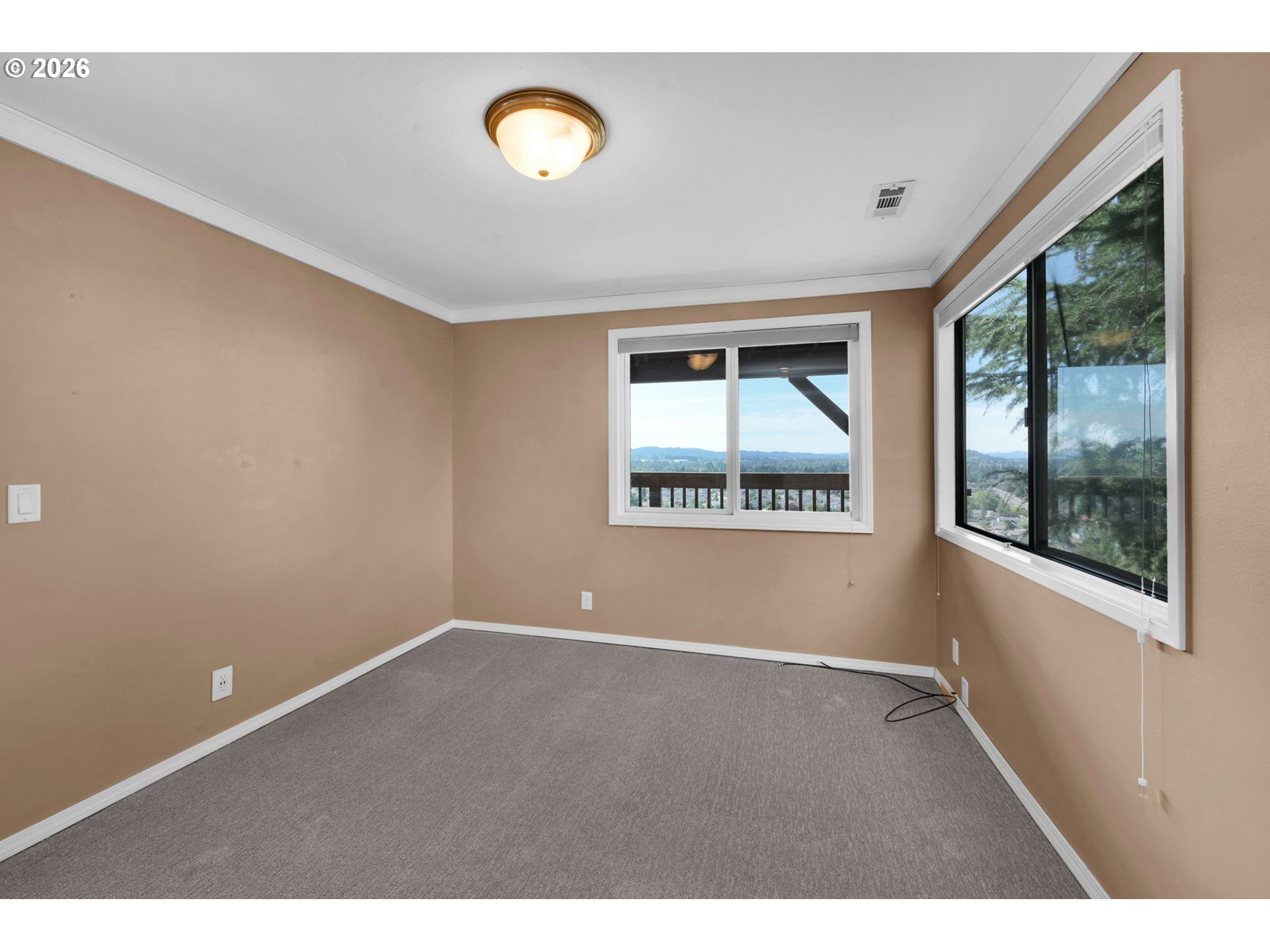 952 Summit Boulevard Springfield, OR 97477 - Photo 20 of 48