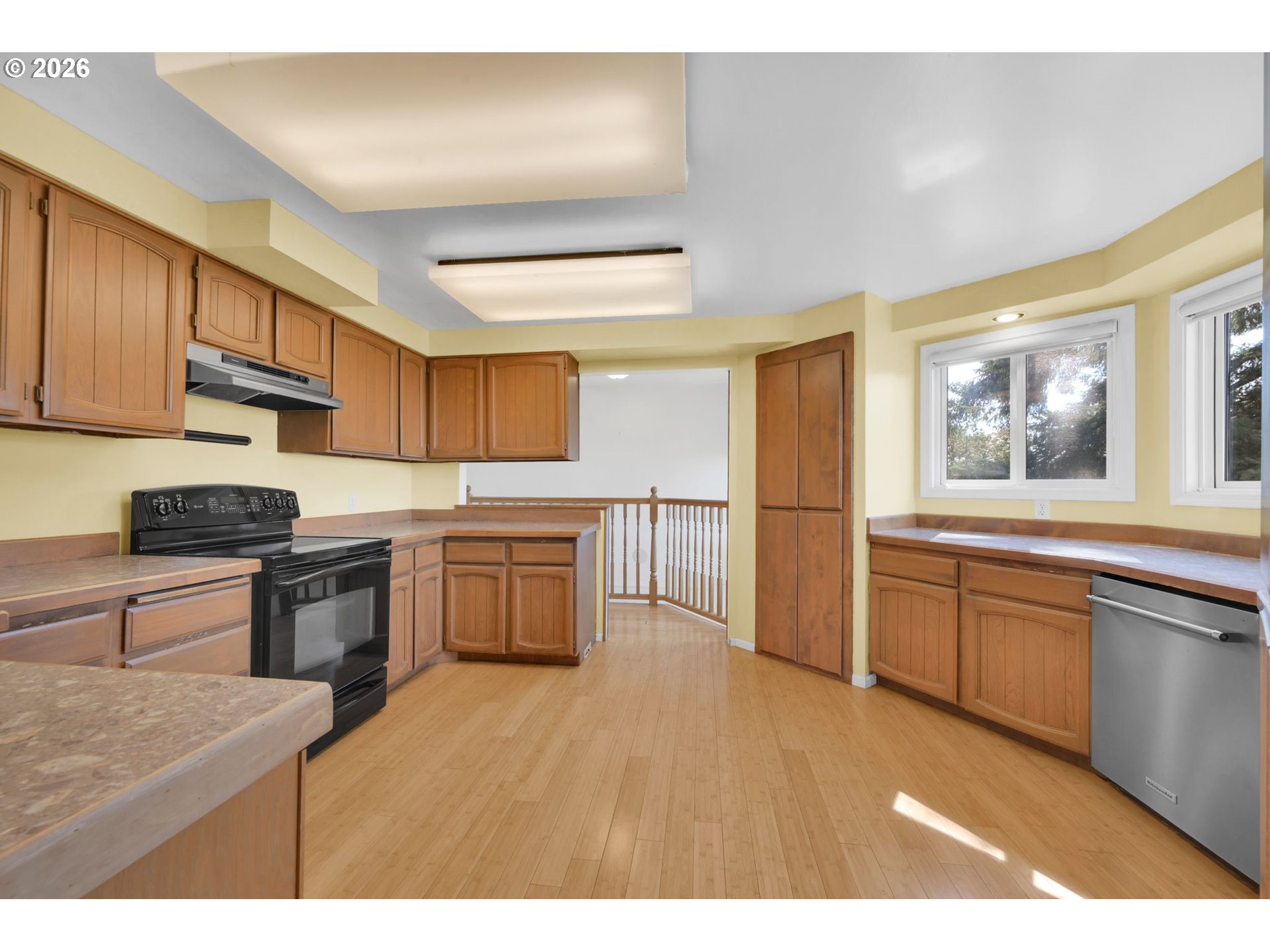 952 Summit Boulevard Springfield, OR 97477 - Photo 5 of 48