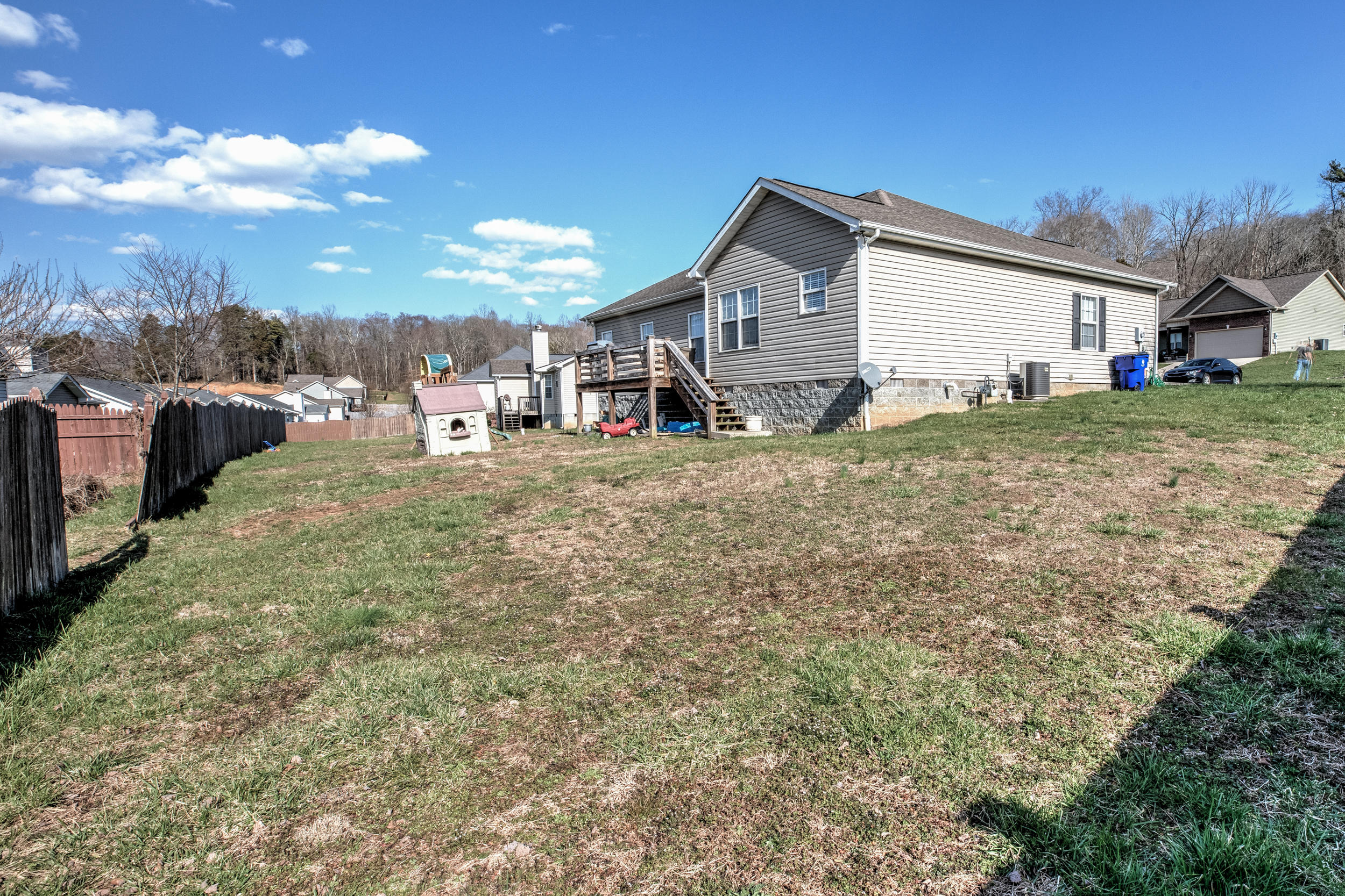 192 Cornerstone Circle Clinton, TN 37716 - Photo 24 of 28 192 Cornerstone Cr-24