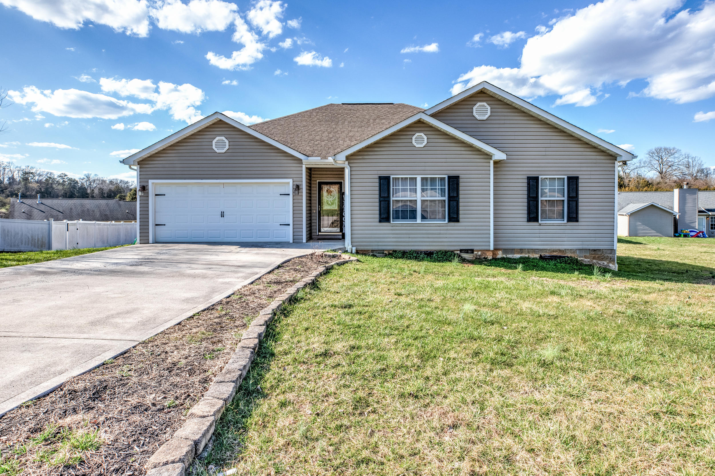 192 Cornerstone Circle Clinton, TN 37716 - Photo 27 of 28 192 Cornerstone Cr-27