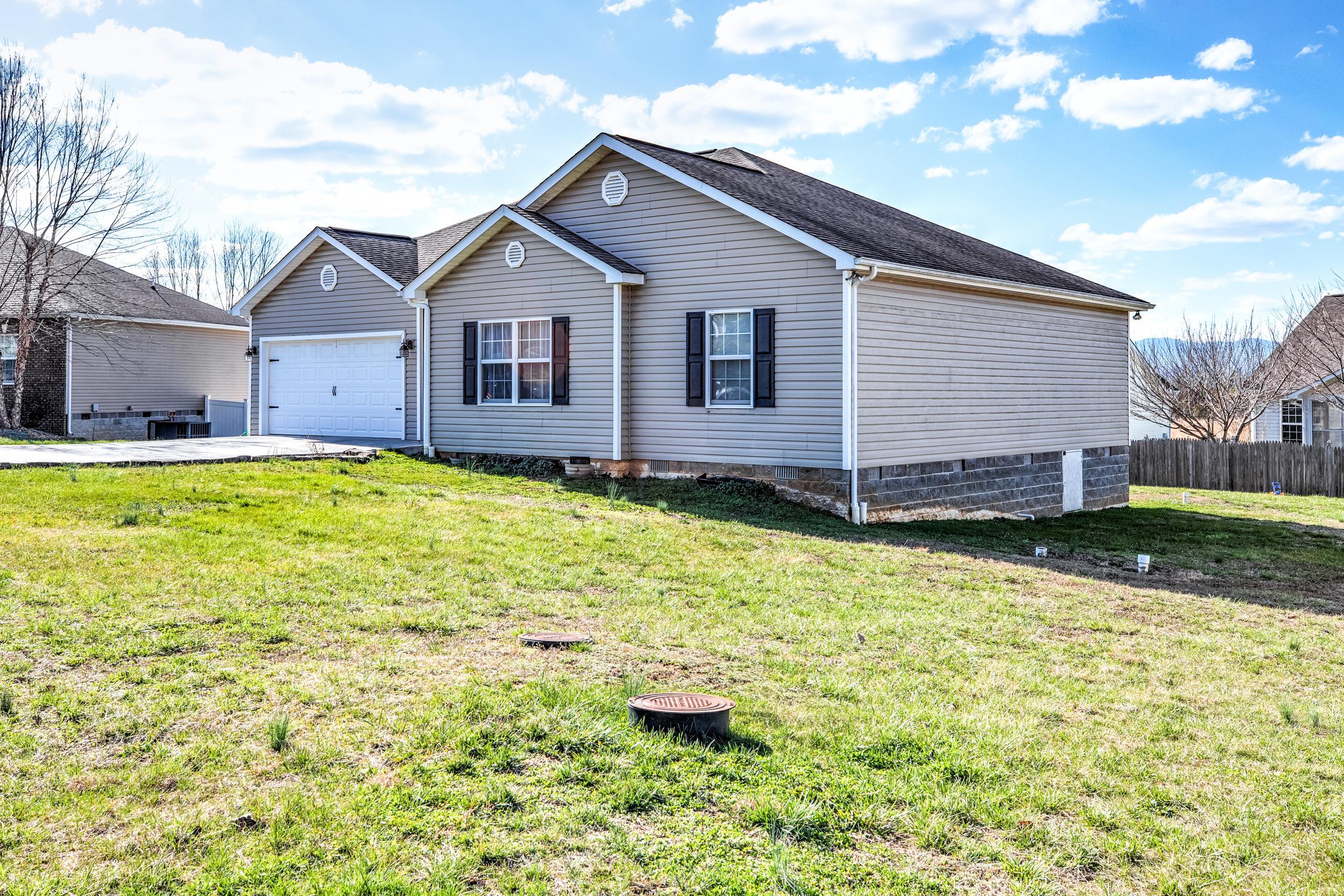 192 Cornerstone Circle Clinton, TN 37716 - Photo 28 of 28 192 Cornerstone Cr-28