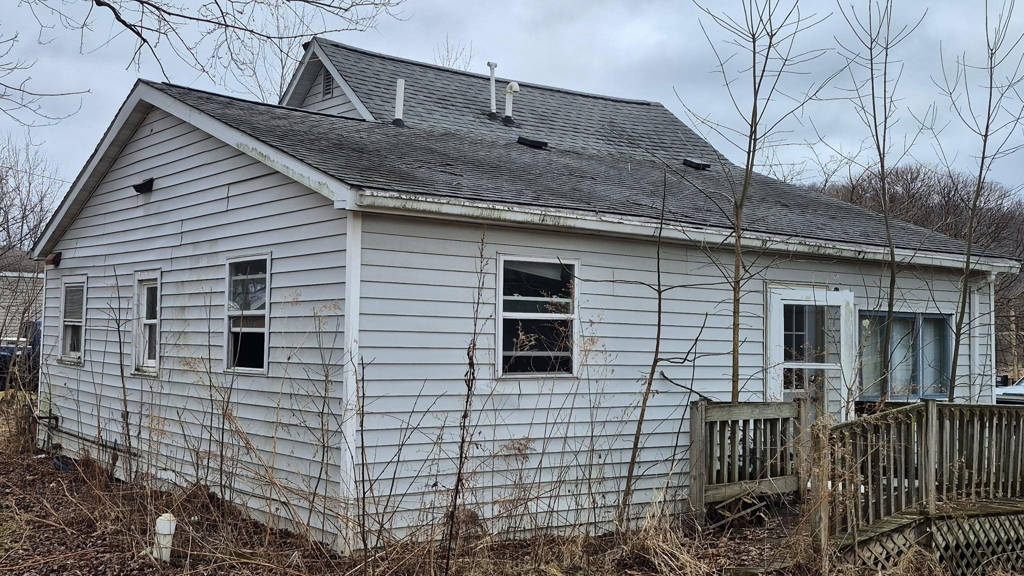 208 East South Street Readstown, WI 54652 - Photo 2 of 12