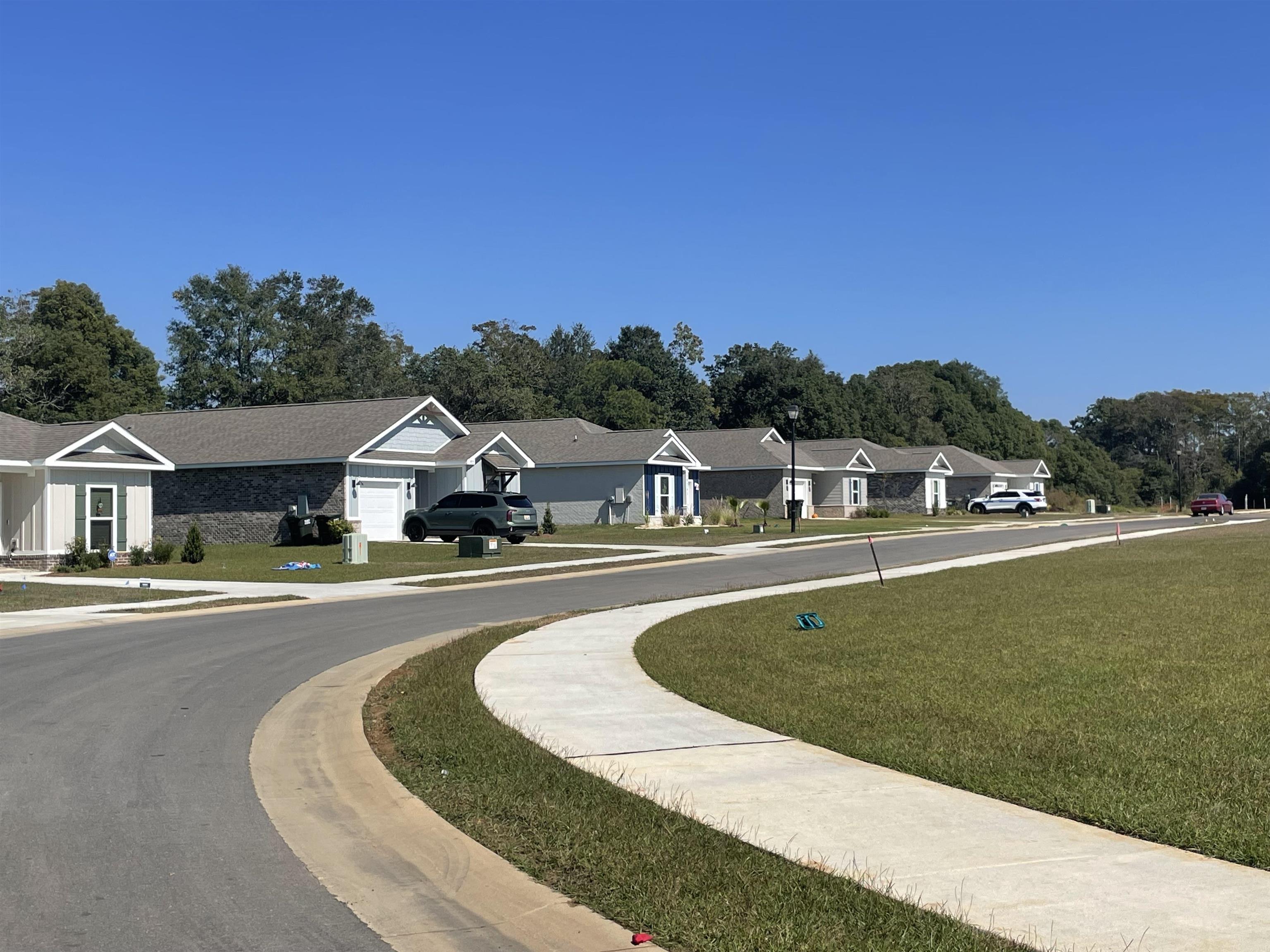 1024 South Bay Street Foley, AL 36535 - Photo 23 of 28 Community