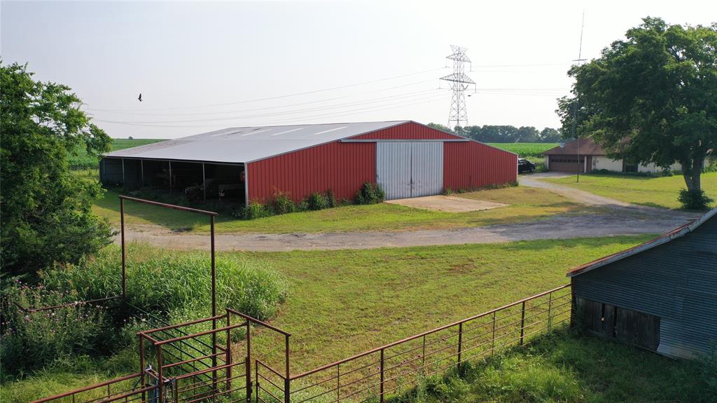 10948 Fm 898 Whitewright, TX 75491 - Photo 24 of 39 a view of a outdoor space