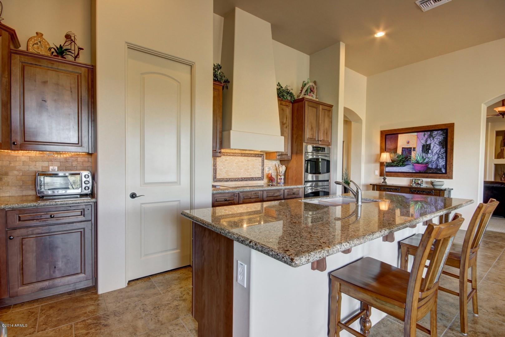 17518 East Montgomery Road Rio Verde, AZ 85263 - Photo 12 of 57 Kitchen
