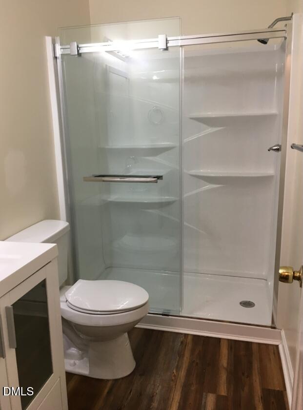 721 South Merritt Mill Road Chapel Hill, NC 27516 - Photo 25 of 28 719 AB S. Merritt Mill_Bathroom