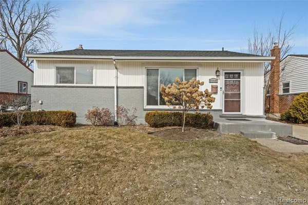 $2,100 | 27707 Goldin Drive, Madison Heights, MI 48071