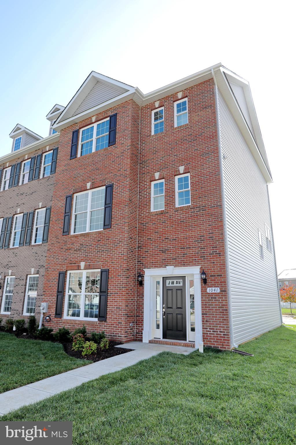 1003 Rye La La Plata, MD 20646 - Photo 4 of 39