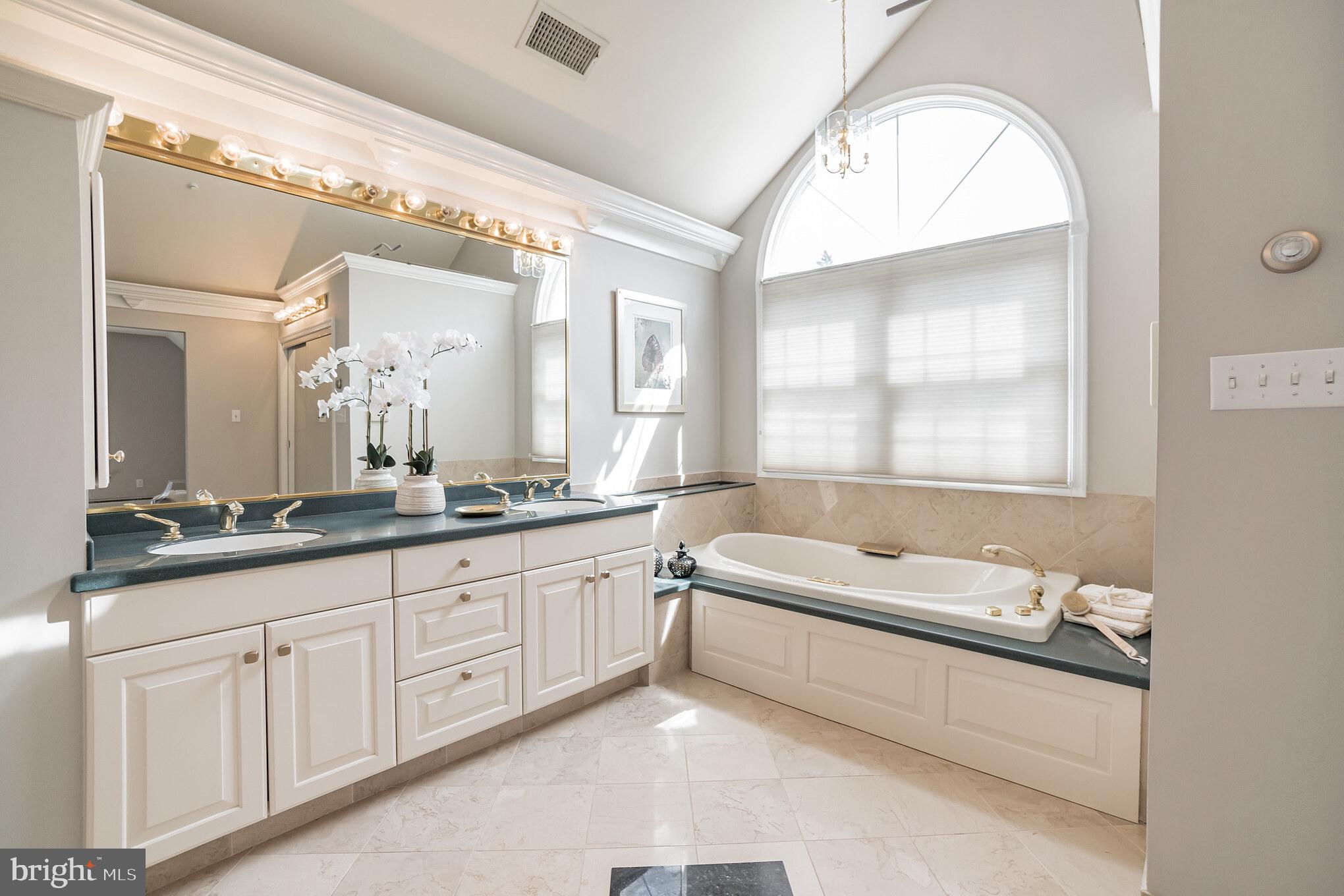 710 Cedar Grove Road Broomall, PA 19008 - Photo 13 of 30 Gallery Image 13