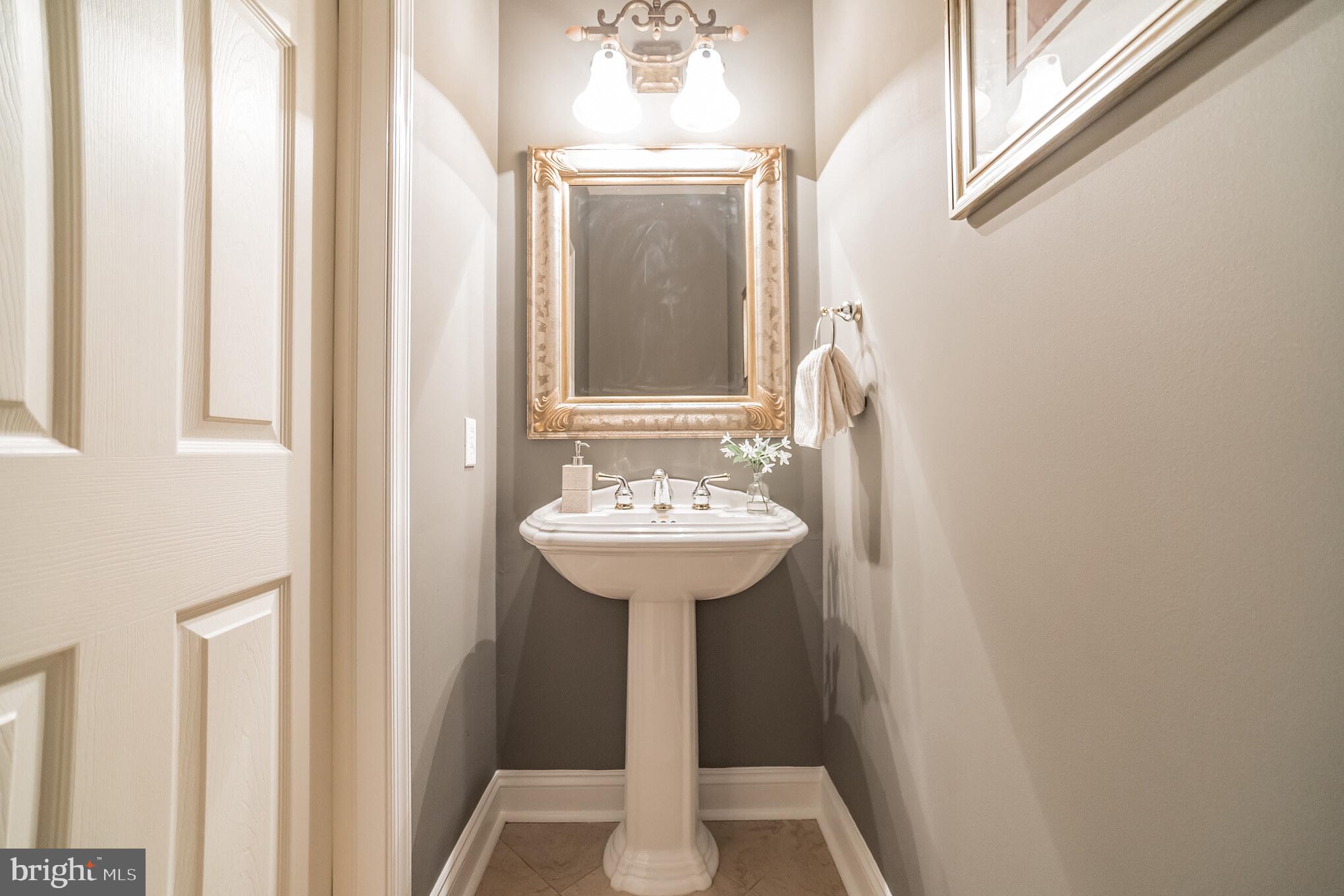 710 Cedar Grove Road Broomall, PA 19008 - Photo 10 of 30 Gallery Image 10