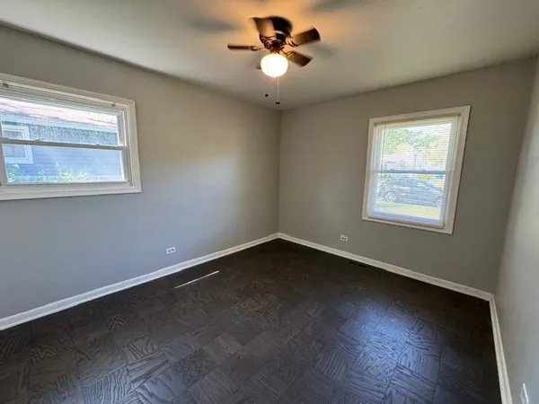 $2,750 | 1123 Cedar Lane, Elk Grove Village, IL 60007