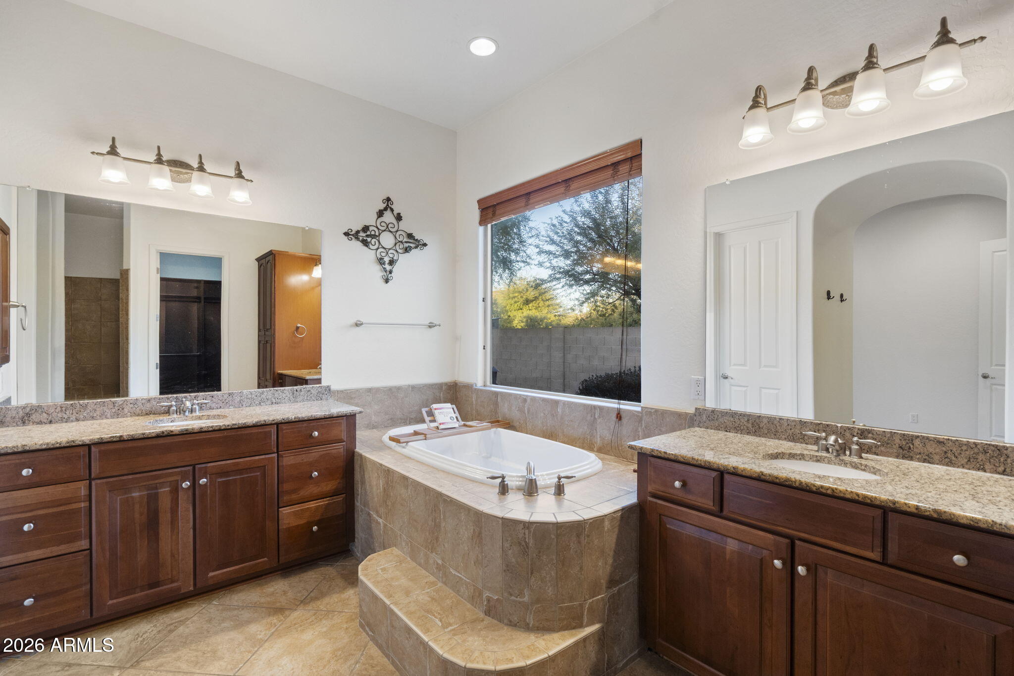 6920 West Fremont Road Laveen, AZ 85339 - Photo 23 of 44 Bath w Dual Vanities & Soaking Tub