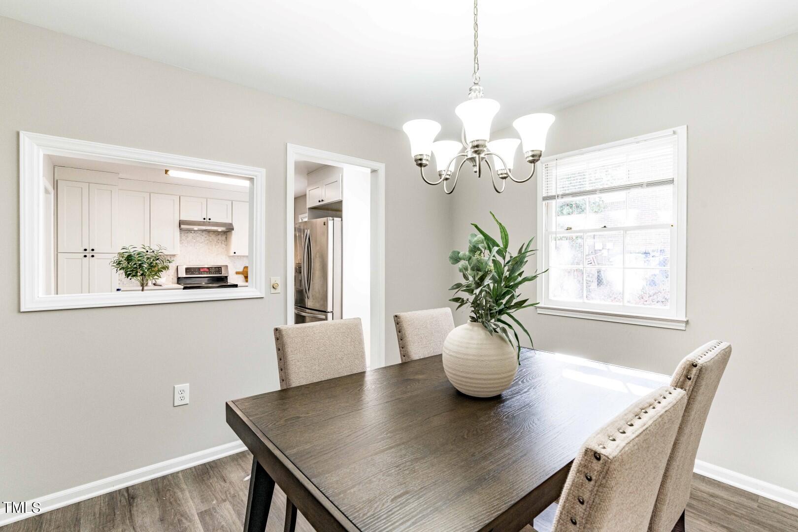 6120 Bellow Street Raleigh, NC 27609 - Photo 7 of 41 Dining room