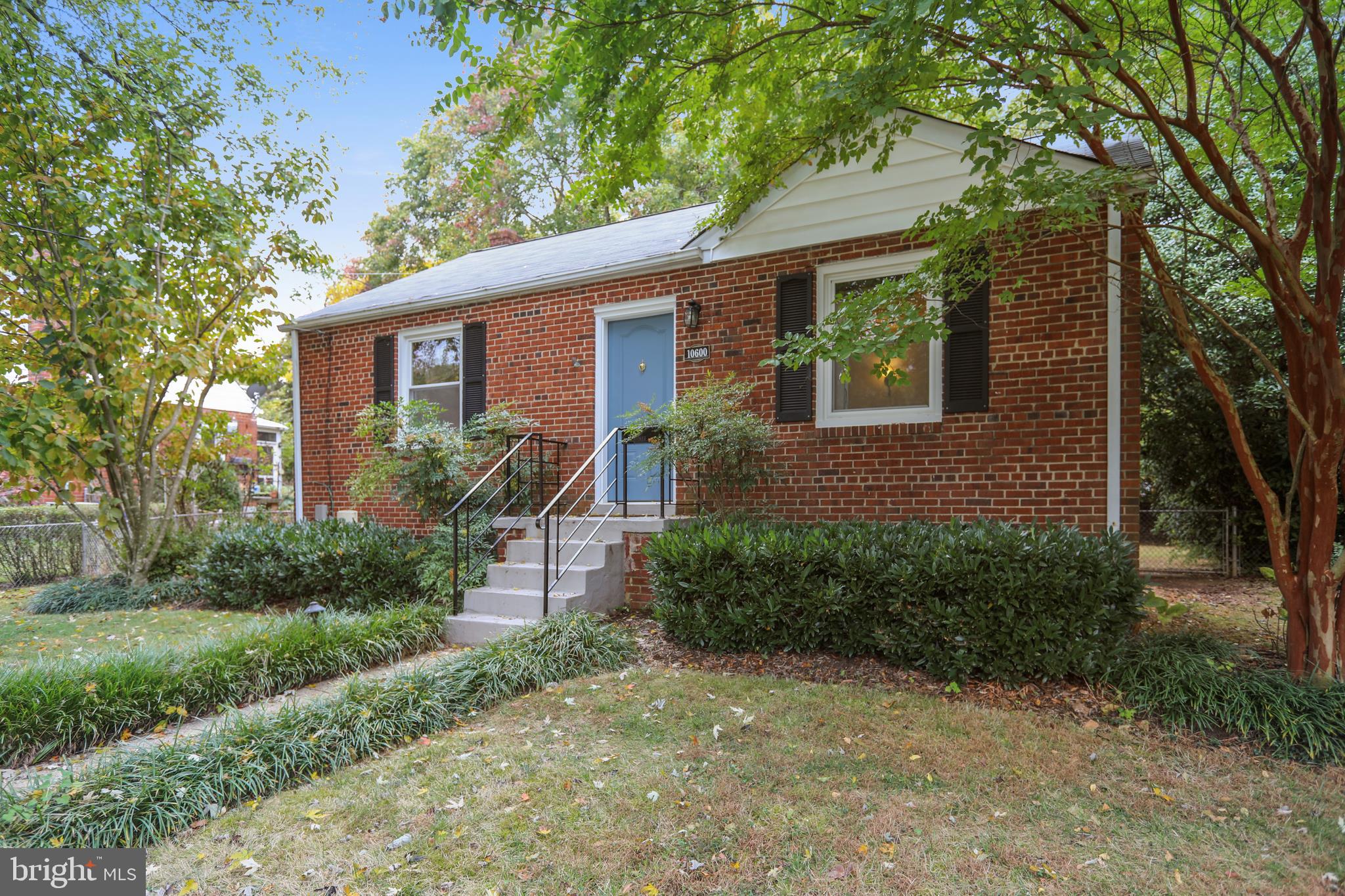 10600 Malone Street Silver Spring, MD 20902 - Photo 2 of 33 New Front Door!
